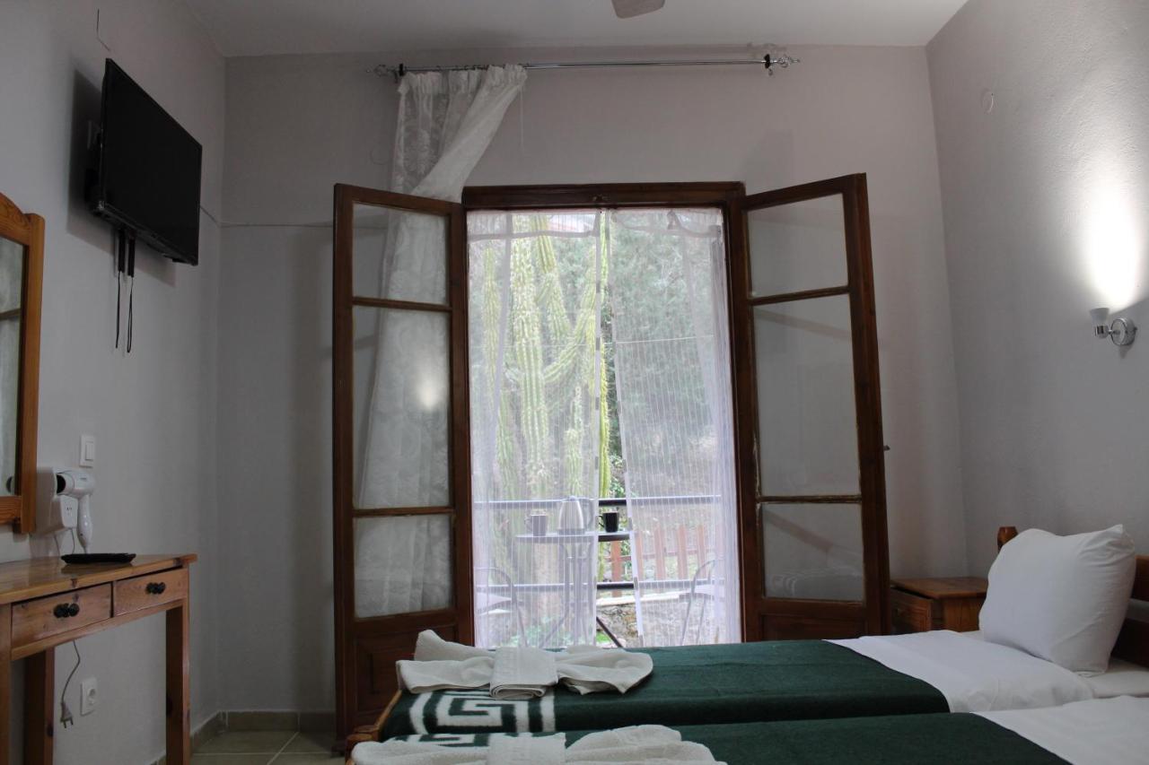 Marina 1990 Apartment อายีโอส เยออร์ยิโอส ปากอน ภายนอก รูปภาพ