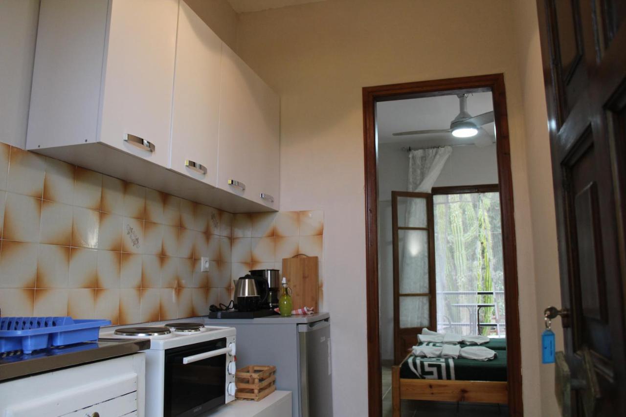Marina 1990 Apartment อายีโอส เยออร์ยิโอส ปากอน ภายนอก รูปภาพ